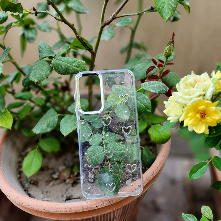 کاور مدل رزینی شاین طرح قلب مناسب برای گوشی موبایل سامسونگ Galaxy A36